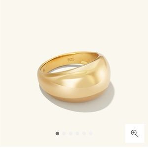 NWOT Mejuri Dome Ring - size 7